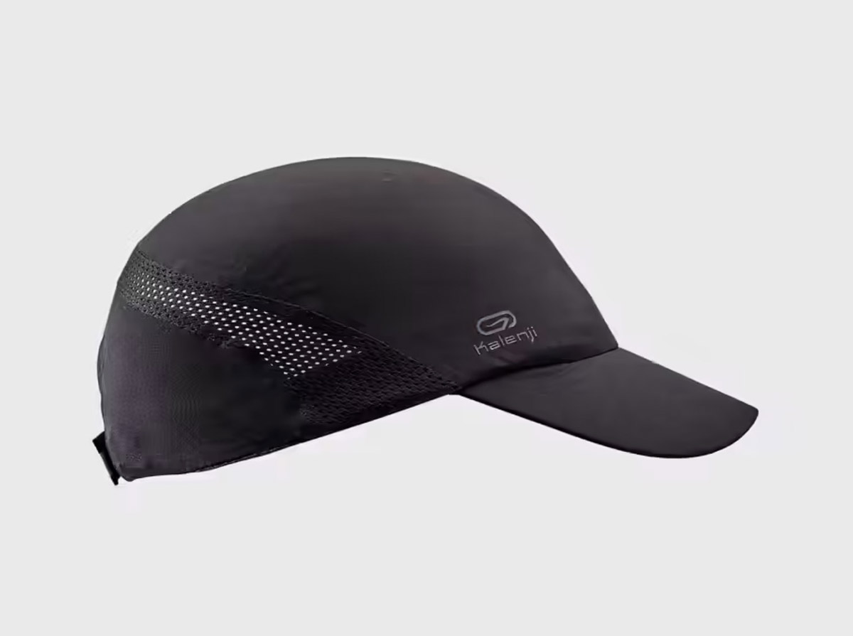 Μαύρο αθλητικό καπέλο τζόκεϊ